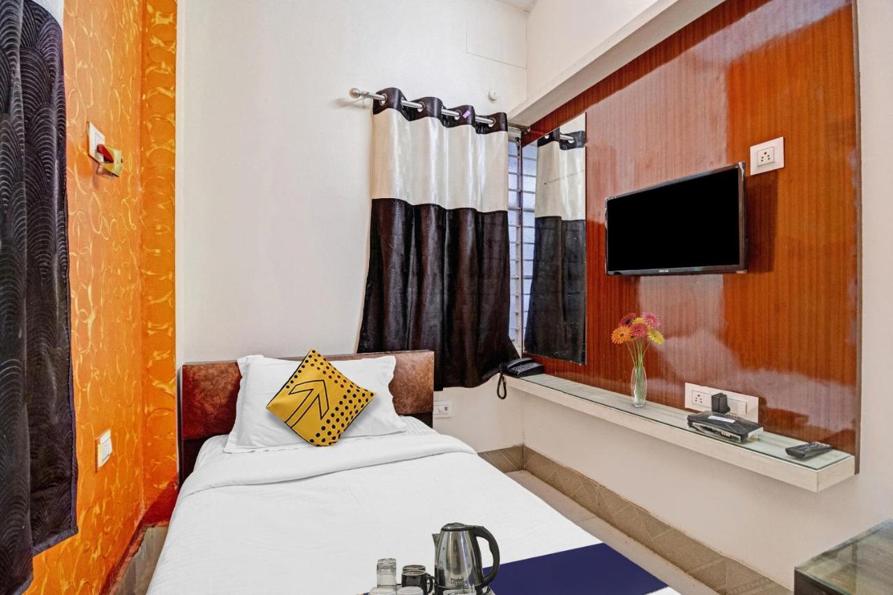 Koch Bihār Spot On Hotel Stay In מראה חיצוני תמונה